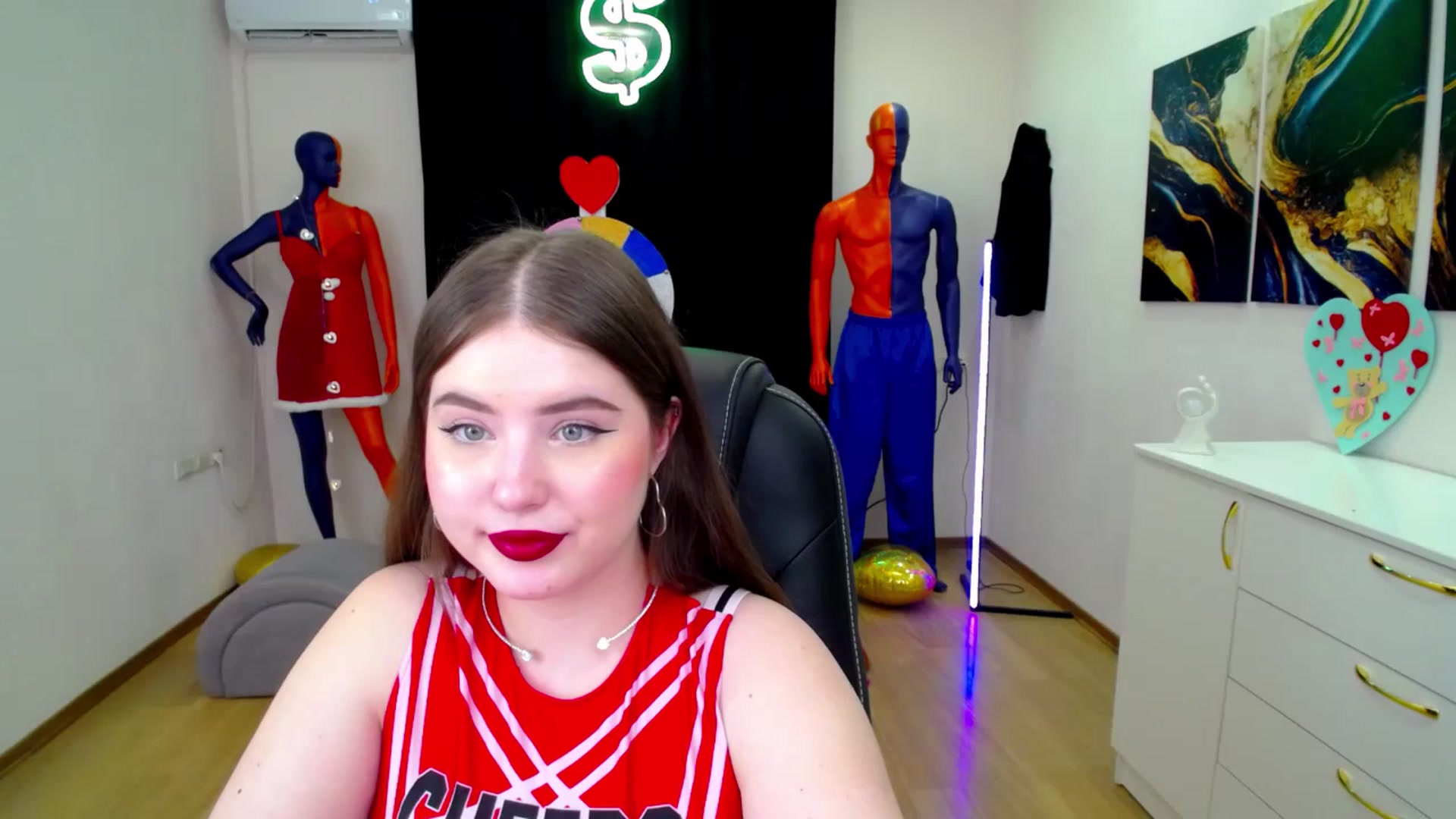 Gallery image thumbnail from AdmireMyEyes's myfreecams stream on, 02/23/2025, 08:20 image 3 of 20