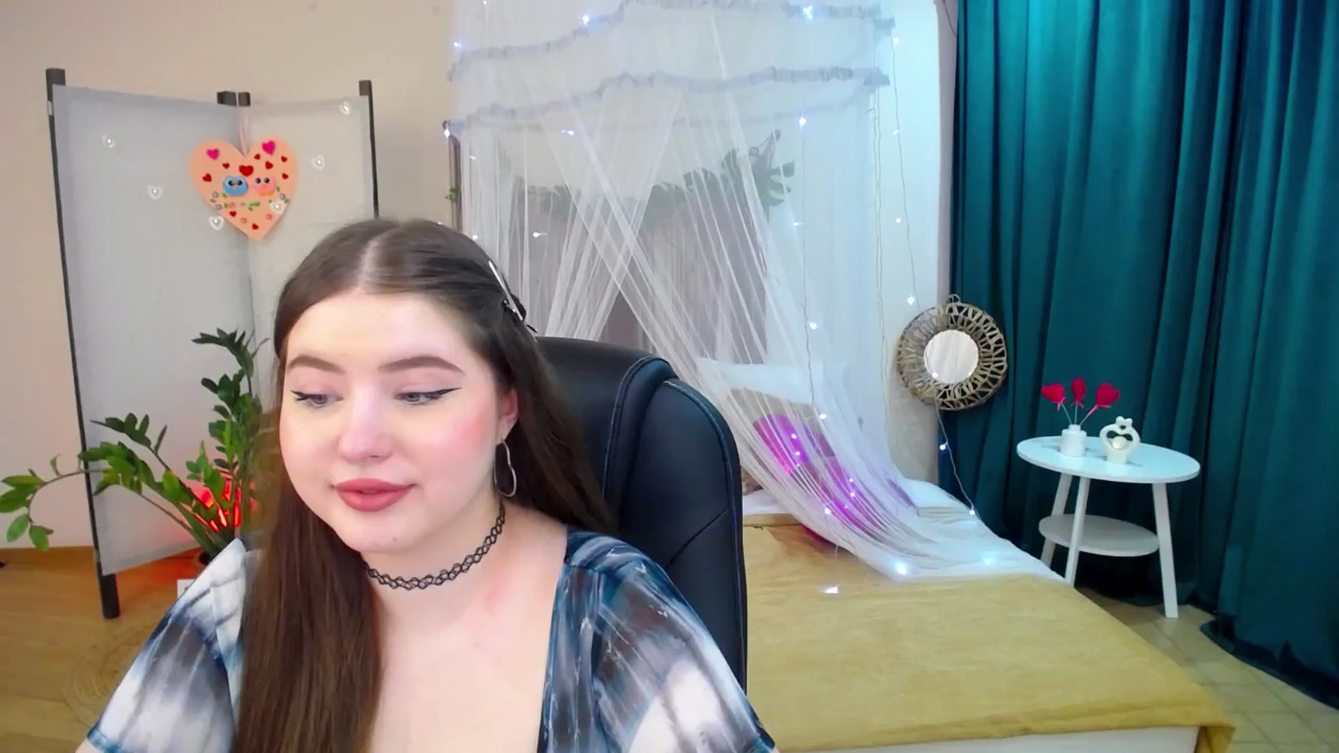 Gallery image thumbnail from AdmireMyEyes's myfreecams stream on, 02/24/2025, 12:48 image 1 of 20