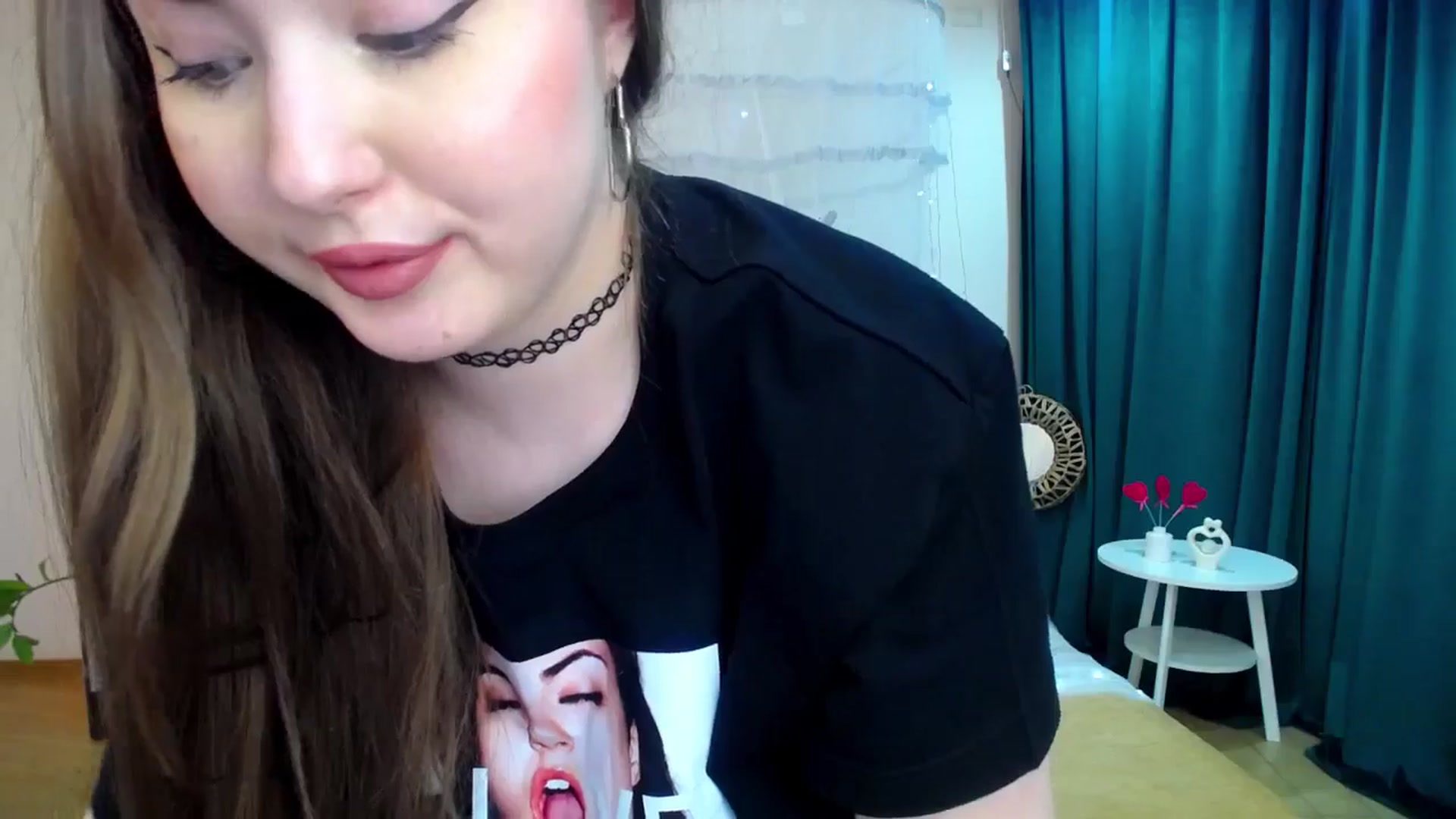 Gallery image thumbnail from AdmireMyEyes's myfreecams stream on, 02/24/2025, 16:28 image 19 of 20