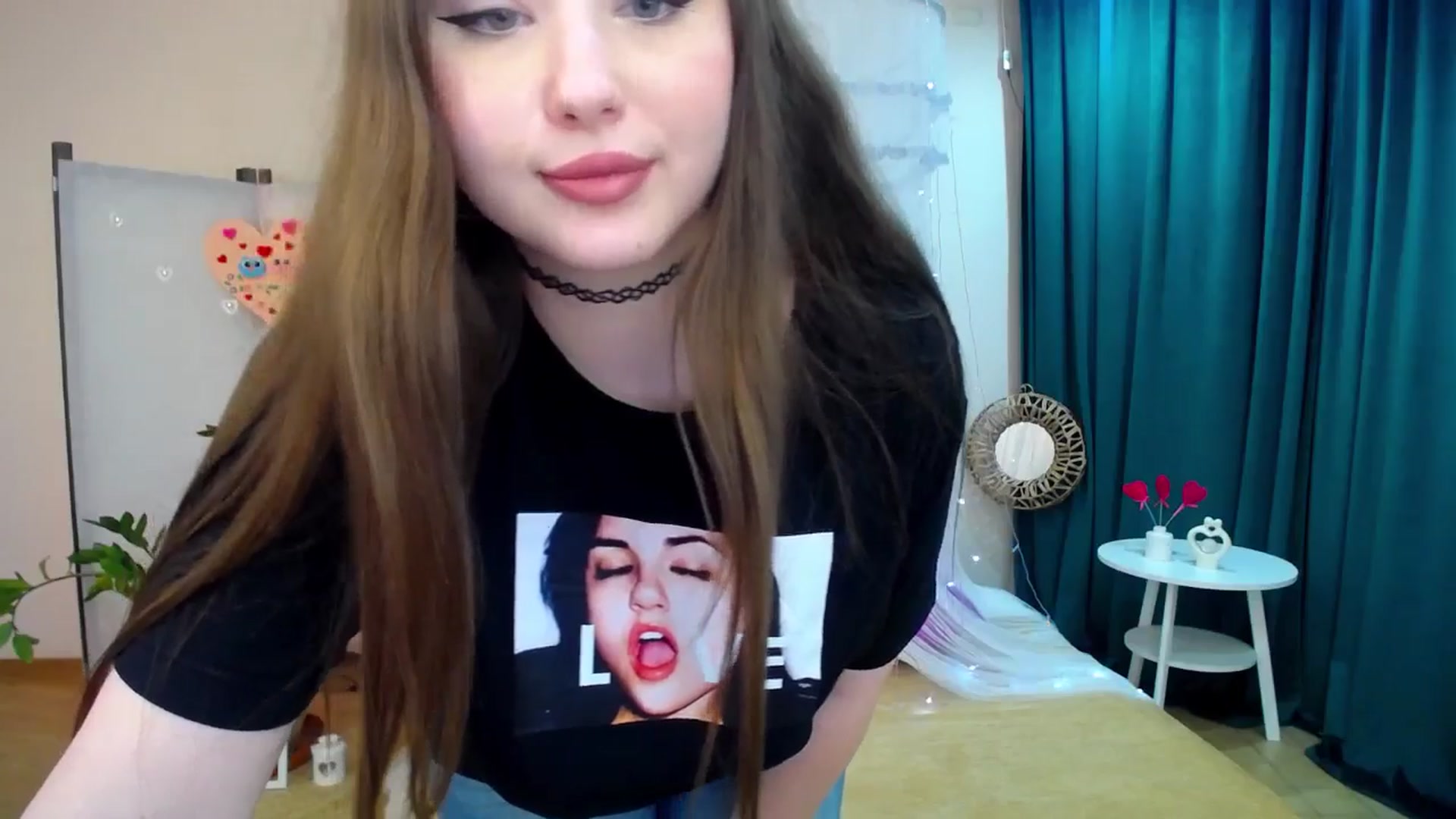 Gallery image thumbnail from AdmireMyEyes's myfreecams stream on, 02/24/2025, 16:28 image 14 of 20