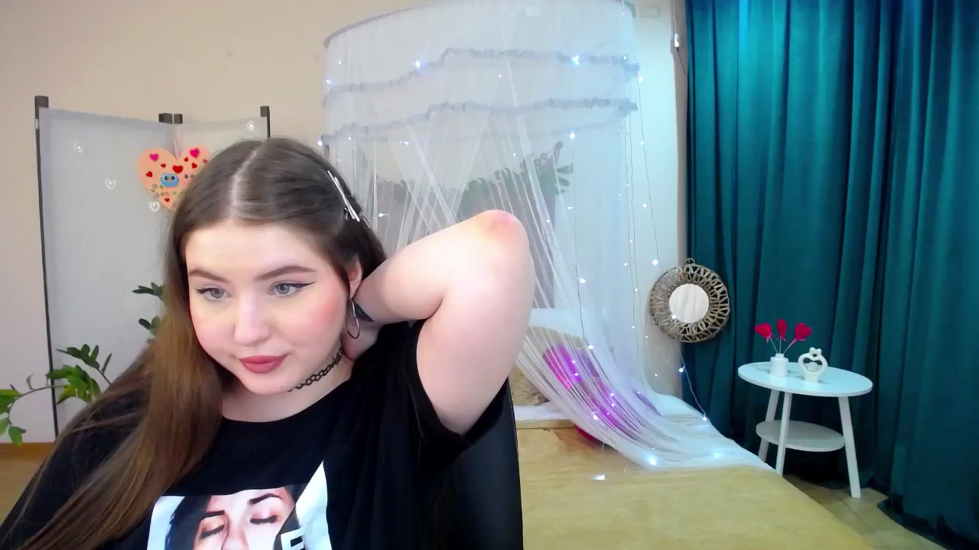 Gallery image thumbnail from AdmireMyEyes's myfreecams stream on, 02/24/2025, 16:47 image 1 of 20