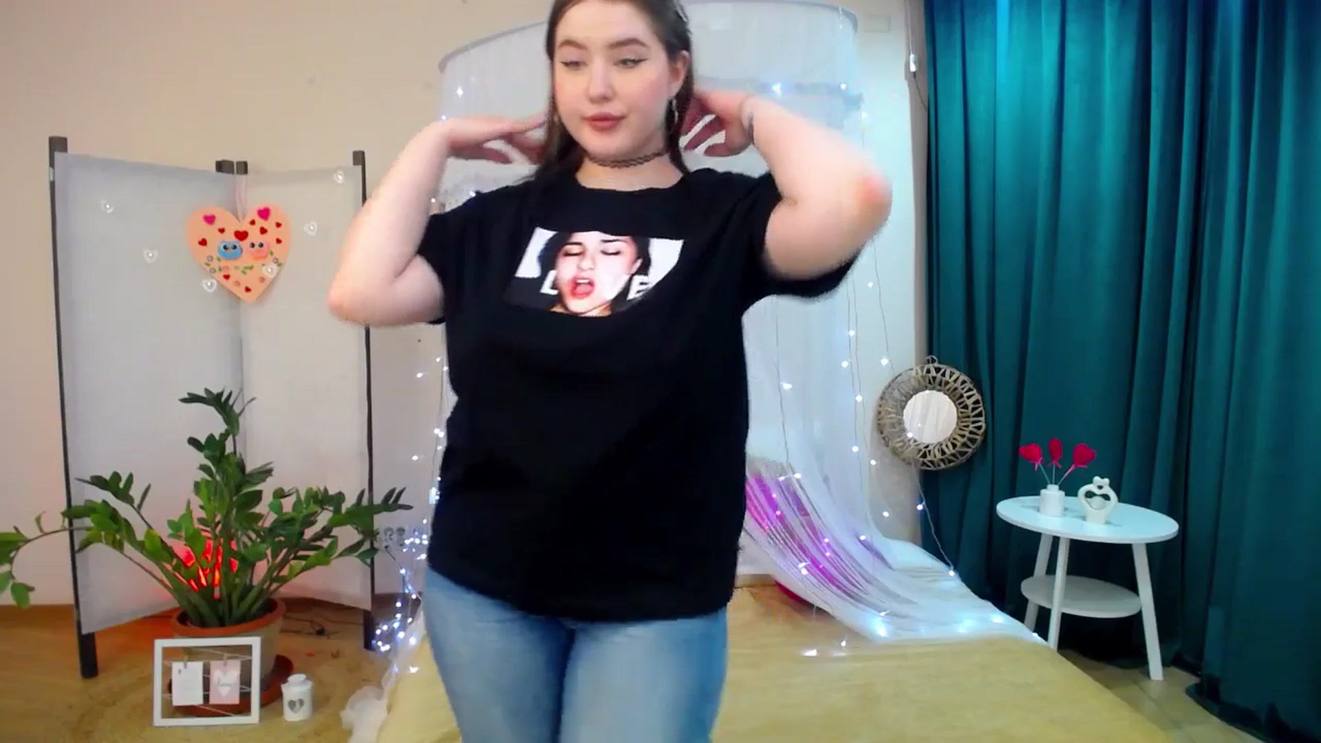 Gallery image thumbnail from AdmireMyEyes's myfreecams stream on, 02/24/2025, 16:47 image 17 of 20