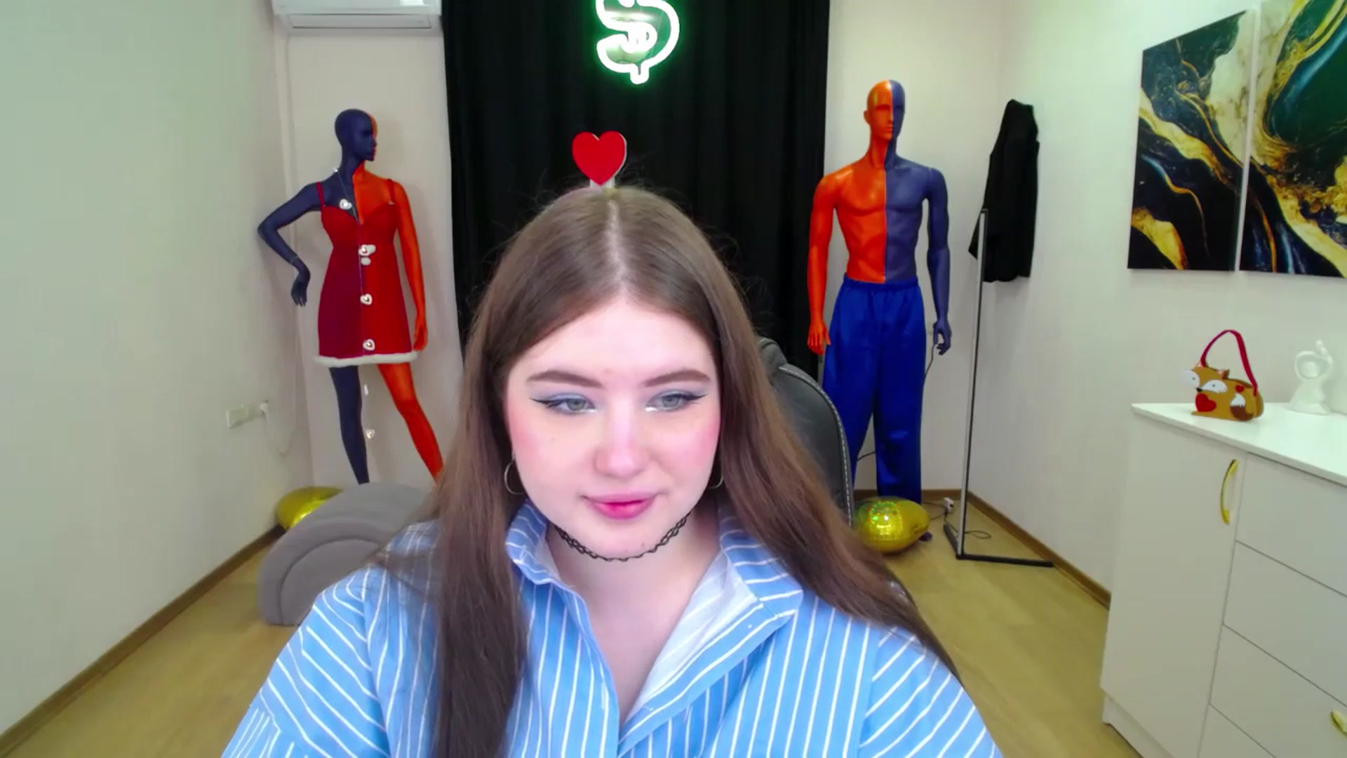 Gallery image thumbnail from AdmireMyEyes's myfreecams stream on, 02/25/2025, 18:44 image 8 of 20