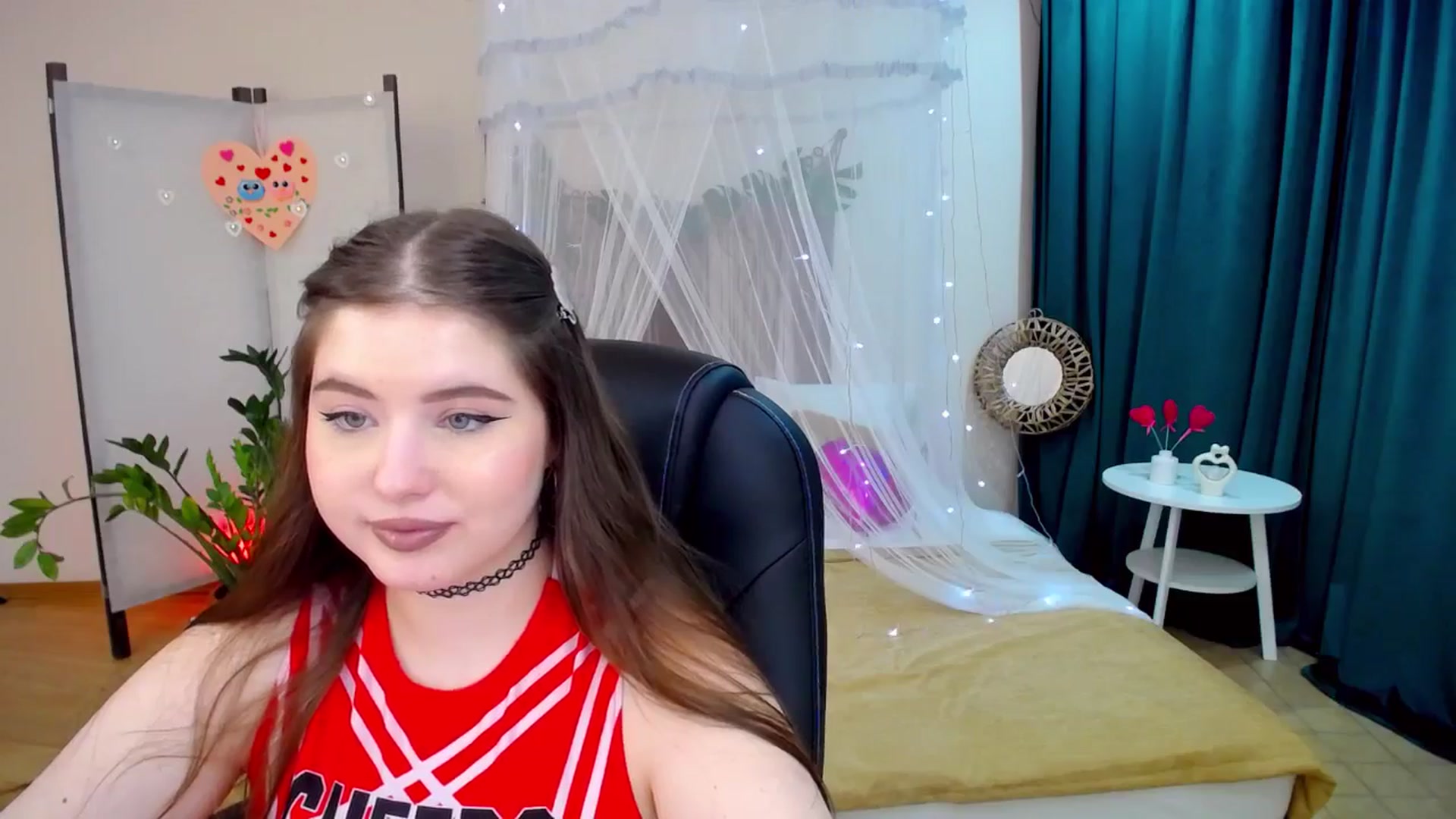 Gallery image thumbnail from AdmireMyEyes's myfreecams stream on, 02/26/2025, 23:32 image 2 of 20