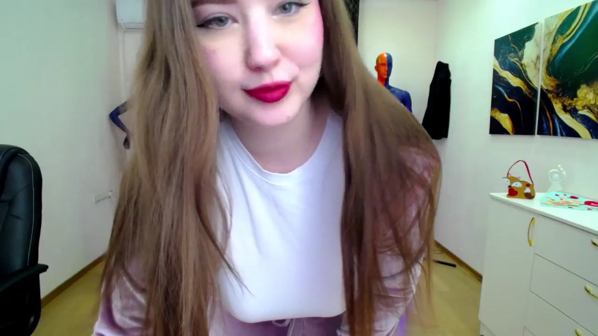 Gallery image thumbnail from AdmireMyEyes's myfreecams stream on, 02/27/2025, 18:49 image 14 of 20