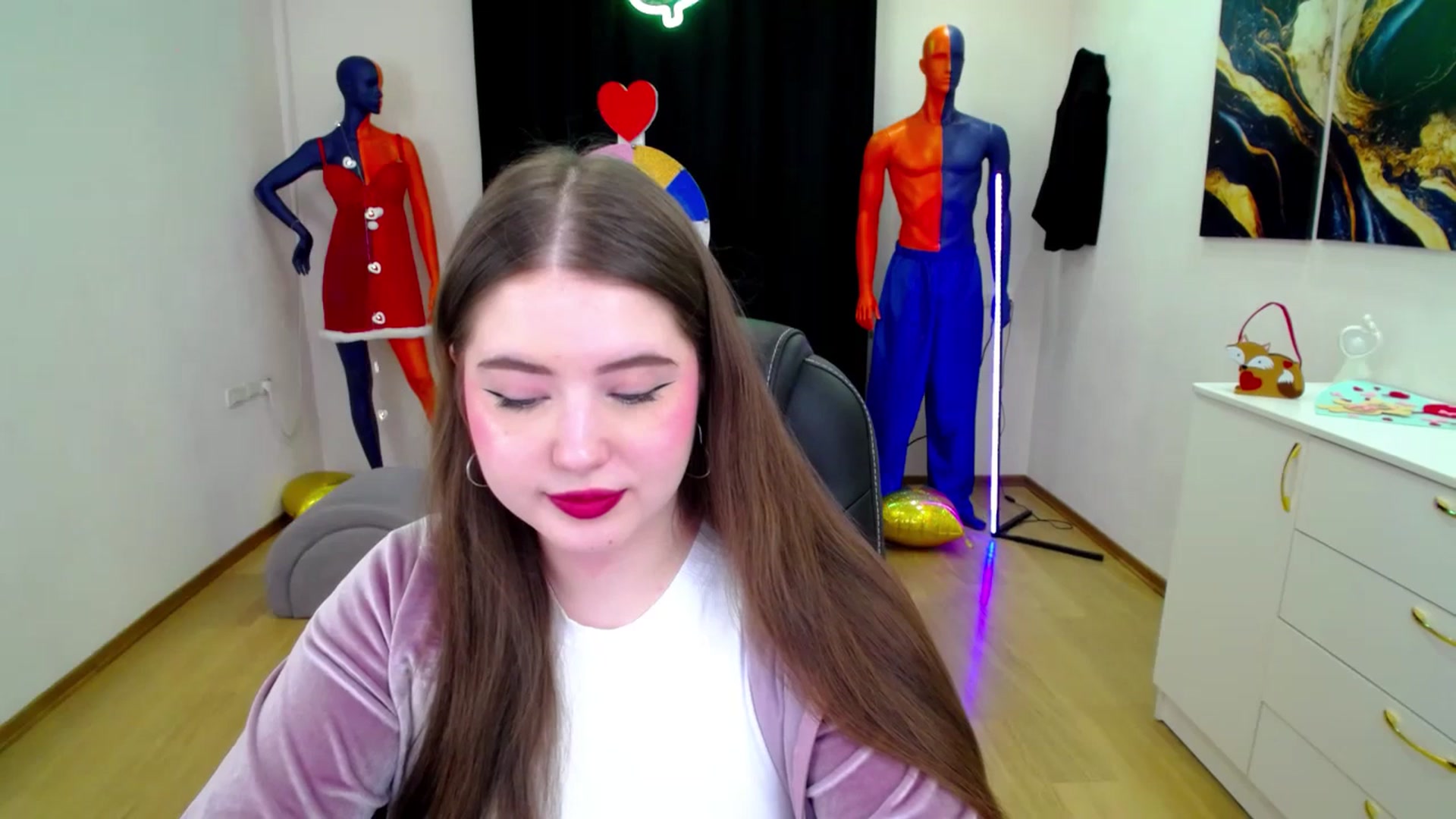 Gallery image thumbnail from AdmireMyEyes's myfreecams stream on, 02/27/2025, 18:49 image 8 of 20