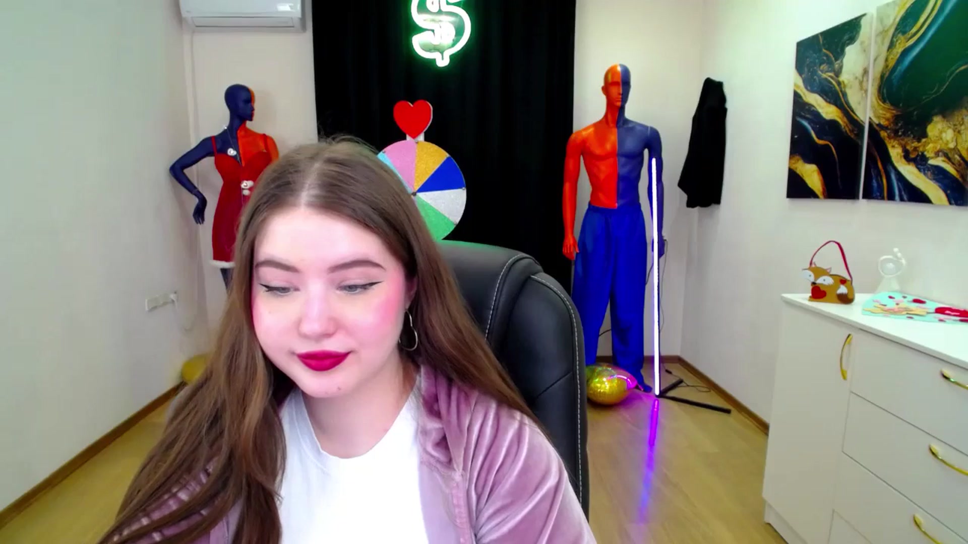 Gallery image thumbnail from AdmireMyEyes's myfreecams stream on, 02/27/2025, 19:29 image 5 of 20