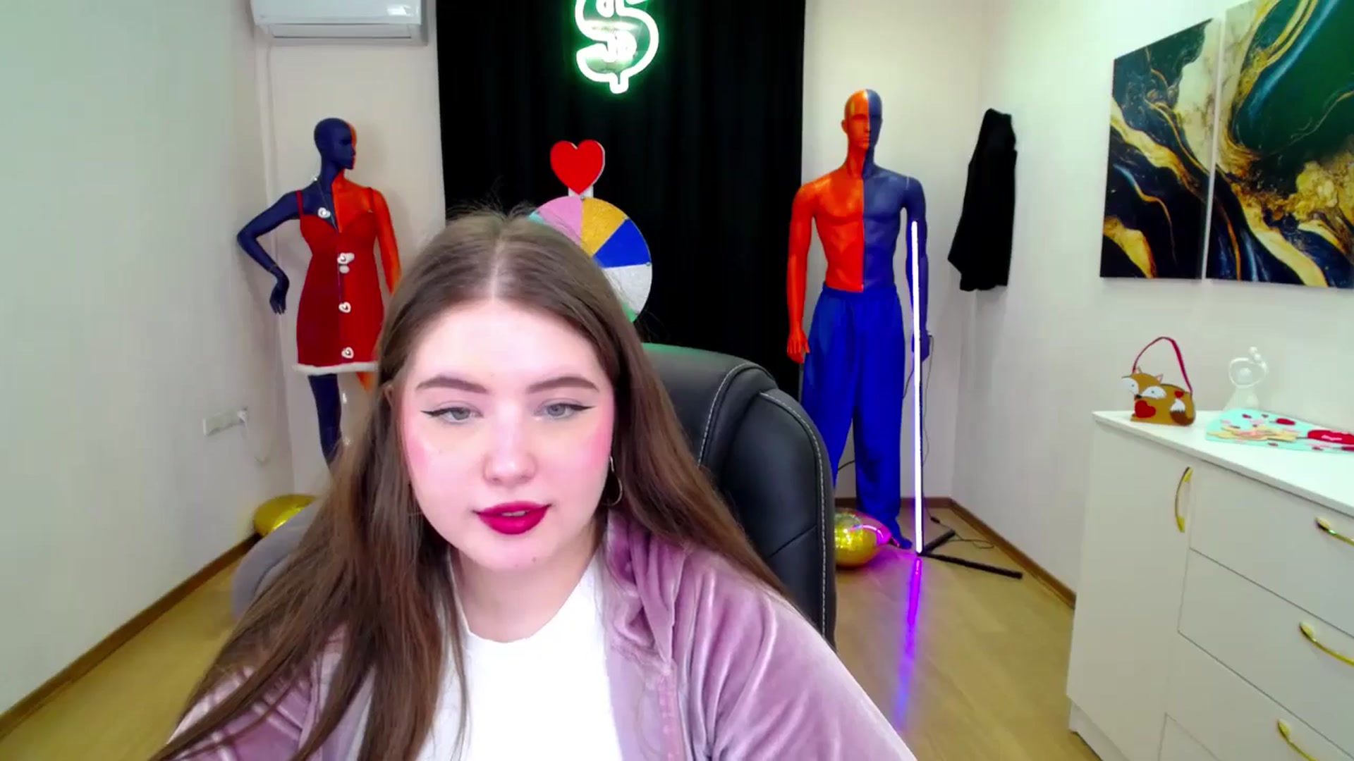 Gallery image thumbnail from AdmireMyEyes's myfreecams stream on, 02/27/2025, 19:29 image 8 of 20