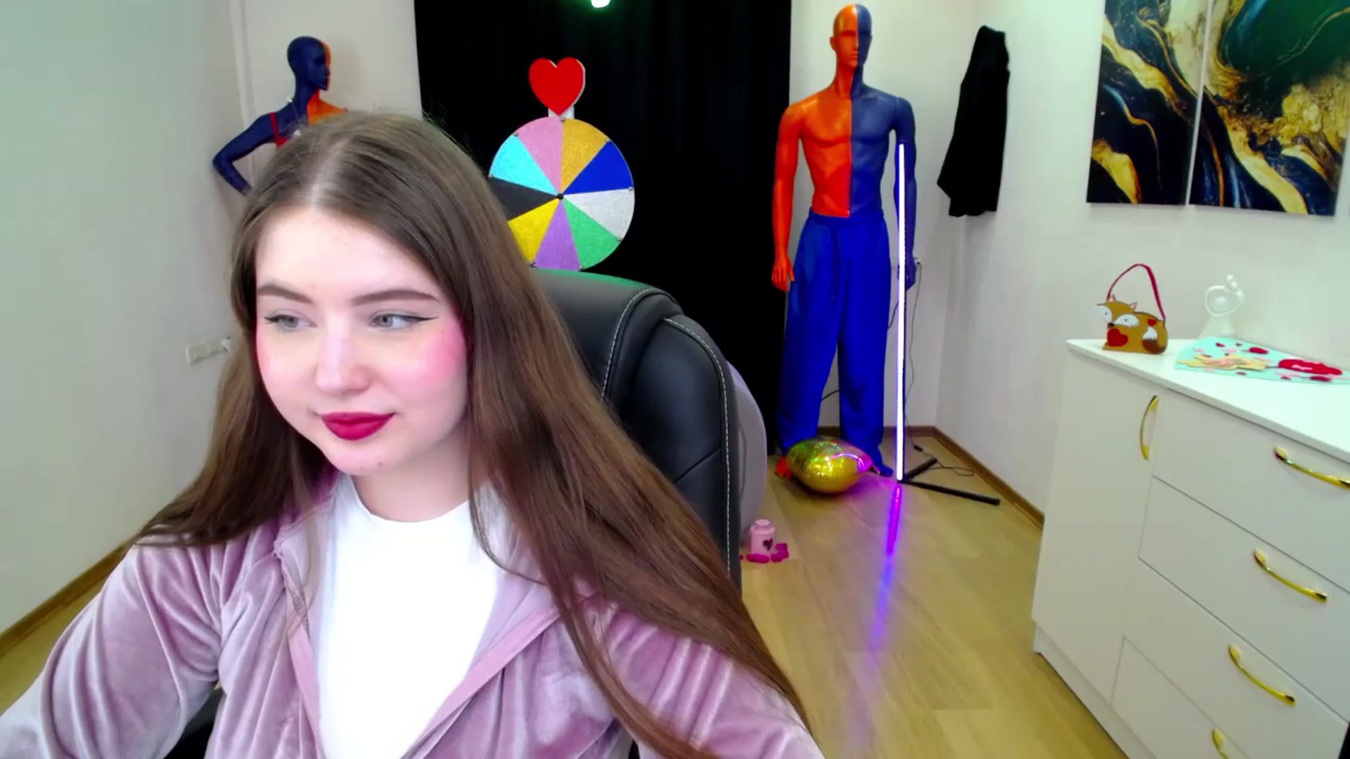Gallery image thumbnail from AdmireMyEyes's myfreecams stream on, 02/27/2025, 20:35 image 2 of 20