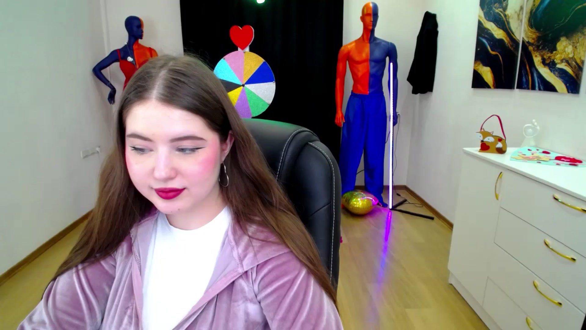 Gallery image thumbnail from AdmireMyEyes's myfreecams stream on, 02/27/2025, 20:35 image 6 of 20