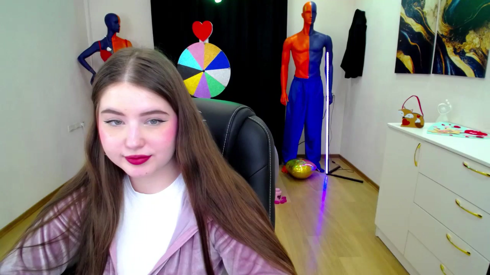 Gallery image thumbnail from AdmireMyEyes's myfreecams stream on, 02/27/2025, 20:35 image 1 of 20
