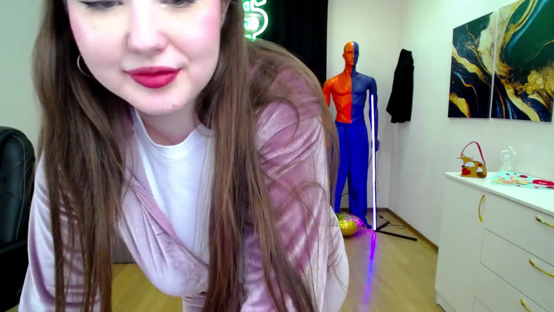 Gallery image thumbnail from AdmireMyEyes's myfreecams stream on, 02/27/2025, 20:35 image 15 of 20