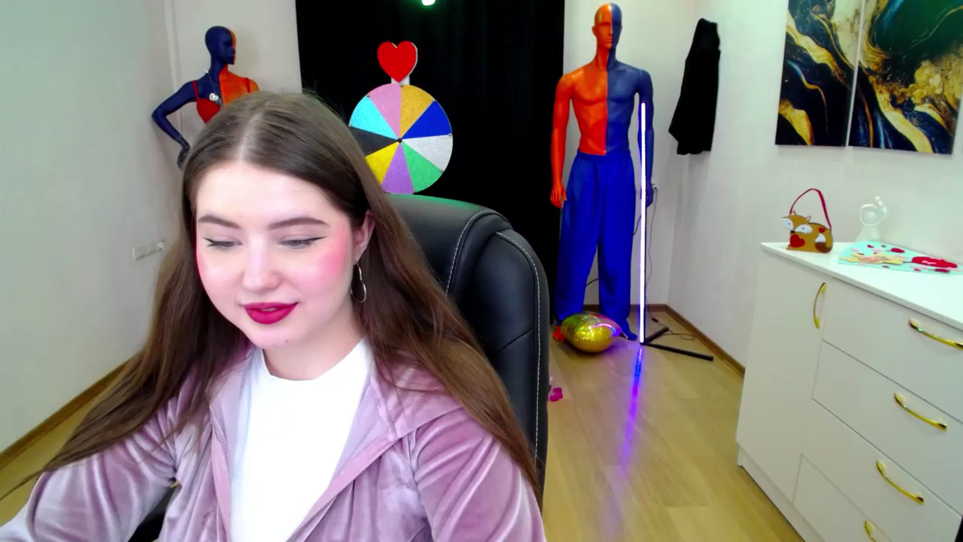 Gallery image thumbnail from AdmireMyEyes's myfreecams stream on, 02/27/2025, 20:35 image 7 of 20