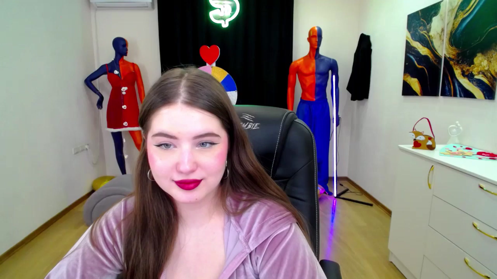 Gallery image thumbnail from AdmireMyEyes's myfreecams stream on, 02/27/2025, 21:47 image 12 of 20