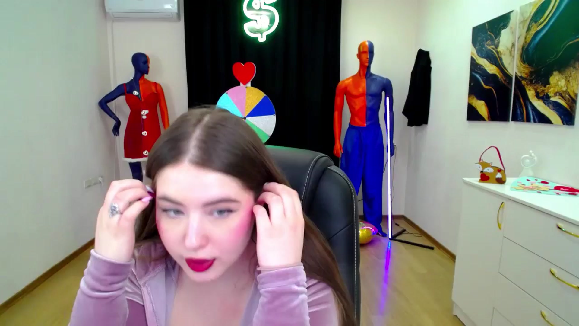 Gallery image thumbnail from AdmireMyEyes's myfreecams stream on, 02/27/2025, 21:47 image 2 of 20