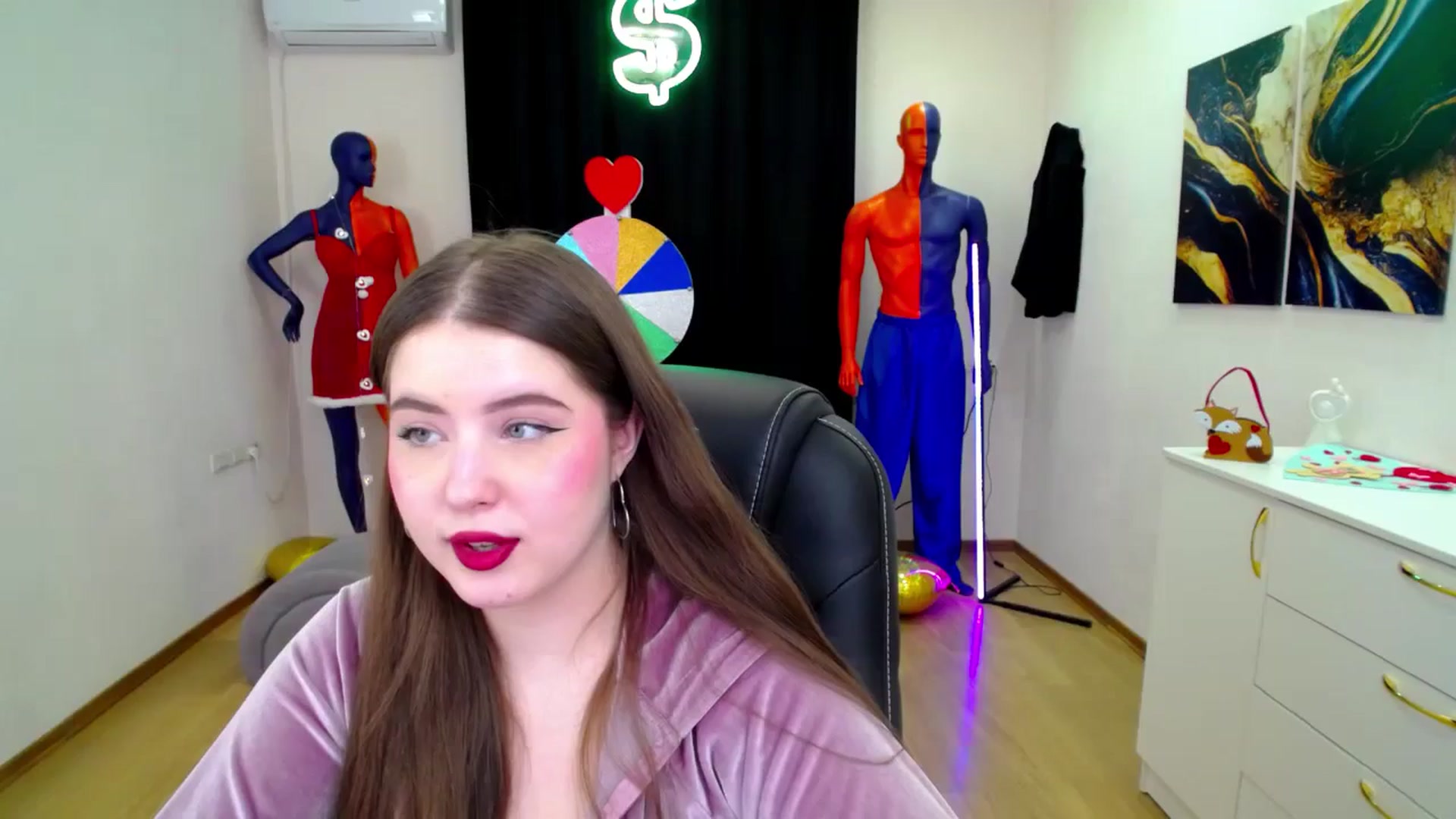 Gallery image thumbnail from AdmireMyEyes's myfreecams stream on, 02/27/2025, 21:47 image 1 of 20