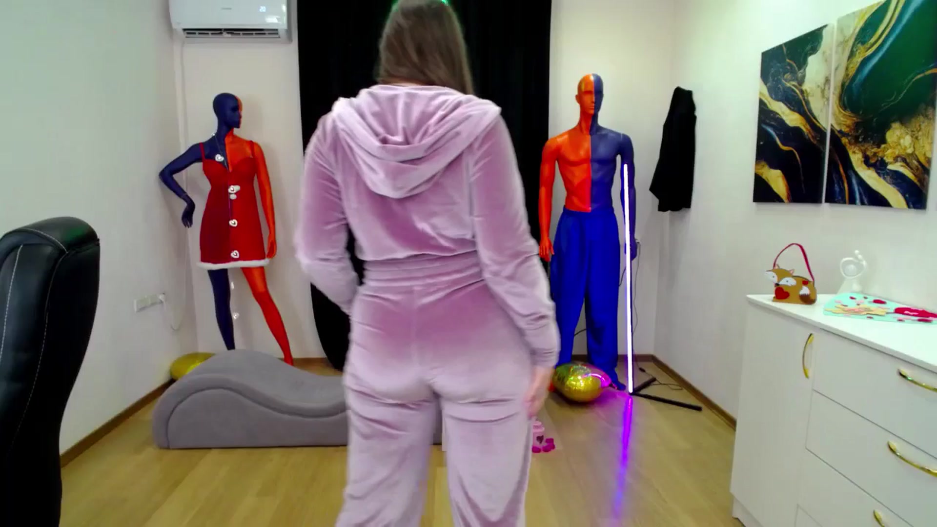 Gallery image thumbnail from AdmireMyEyes's myfreecams stream on, 02/27/2025, 21:47 image 20 of 20