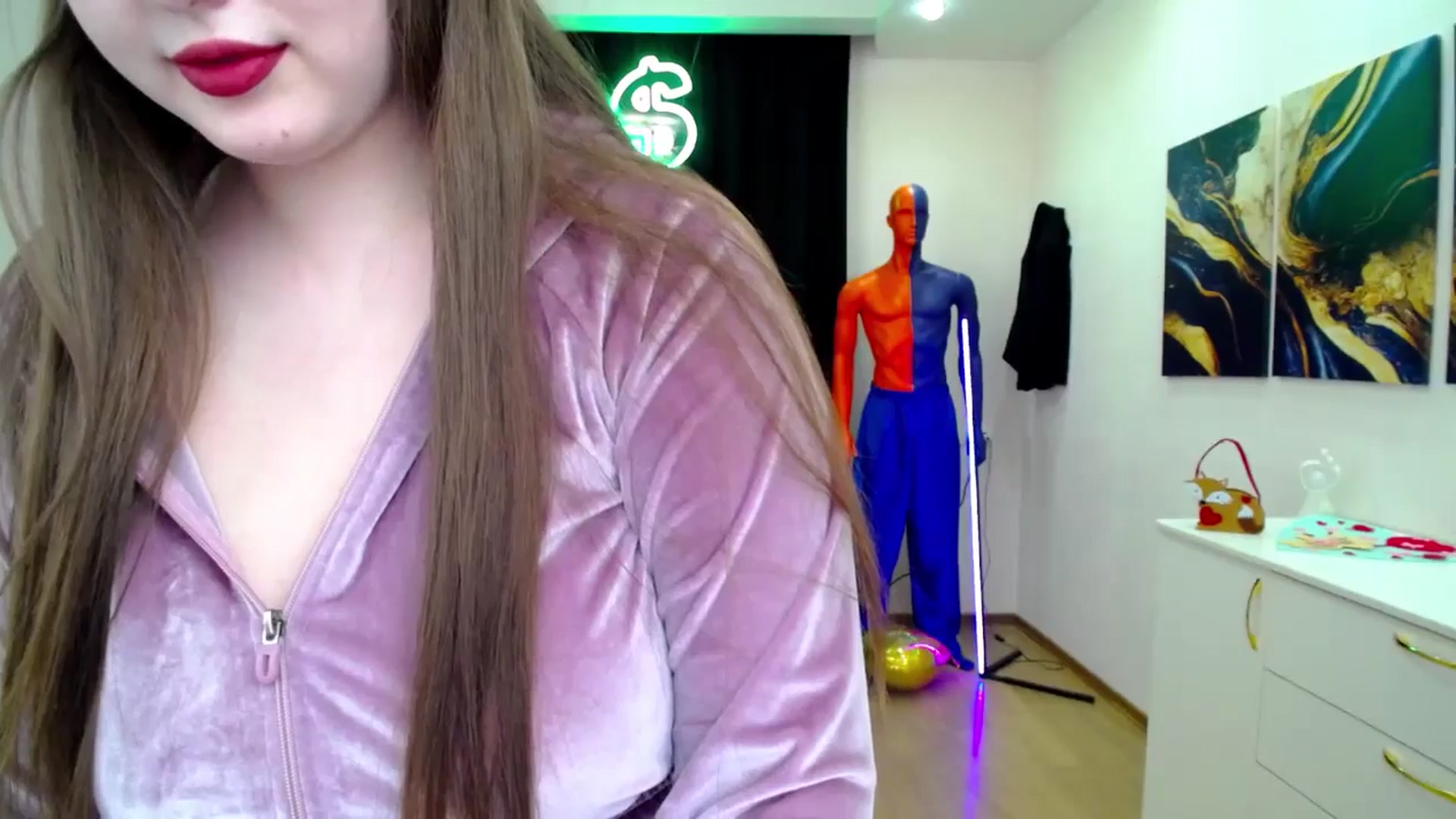 Gallery image thumbnail from AdmireMyEyes's myfreecams stream on, 02/27/2025, 23:36 image 6 of 20