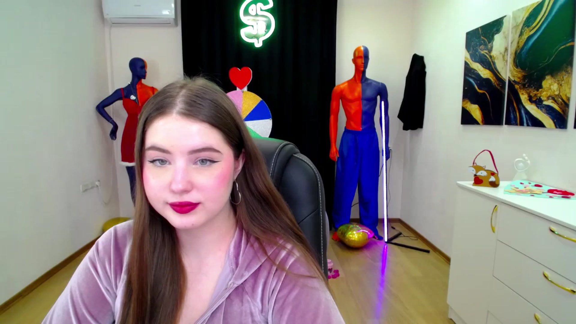 Gallery image thumbnail from AdmireMyEyes's myfreecams stream on, 02/28/2025, 24:24 image 3 of 20