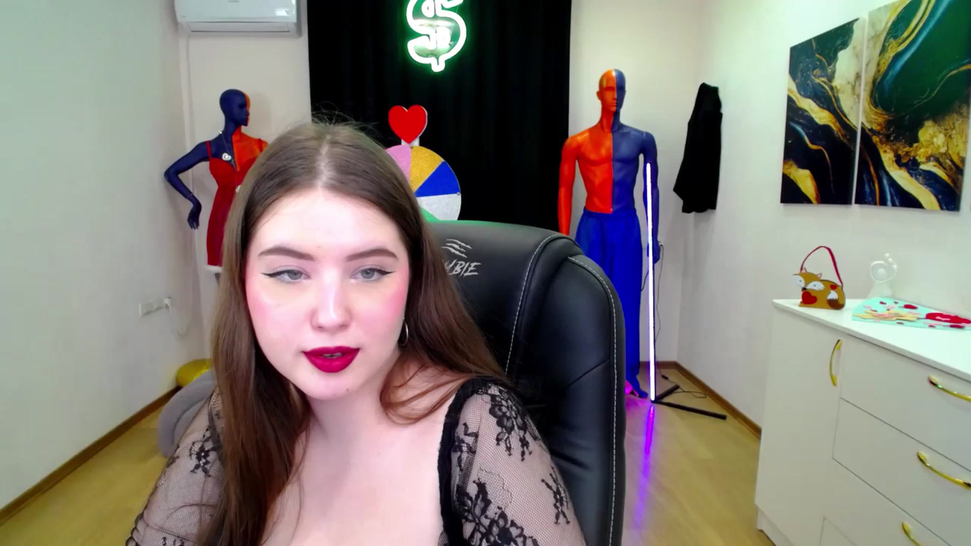 Gallery image thumbnail from AdmireMyEyes's myfreecams stream on, 02/28/2025, 02:19 image 5 of 20
