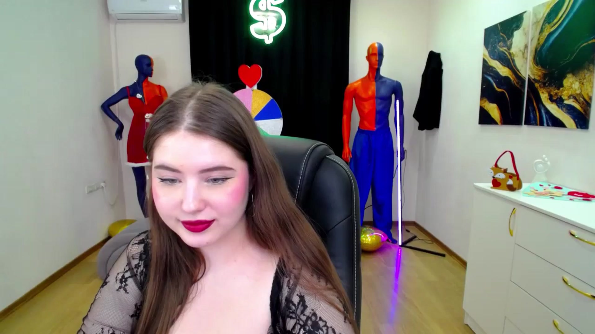 Gallery image thumbnail from AdmireMyEyes's myfreecams stream on, 02/28/2025, 02:19 image 18 of 20