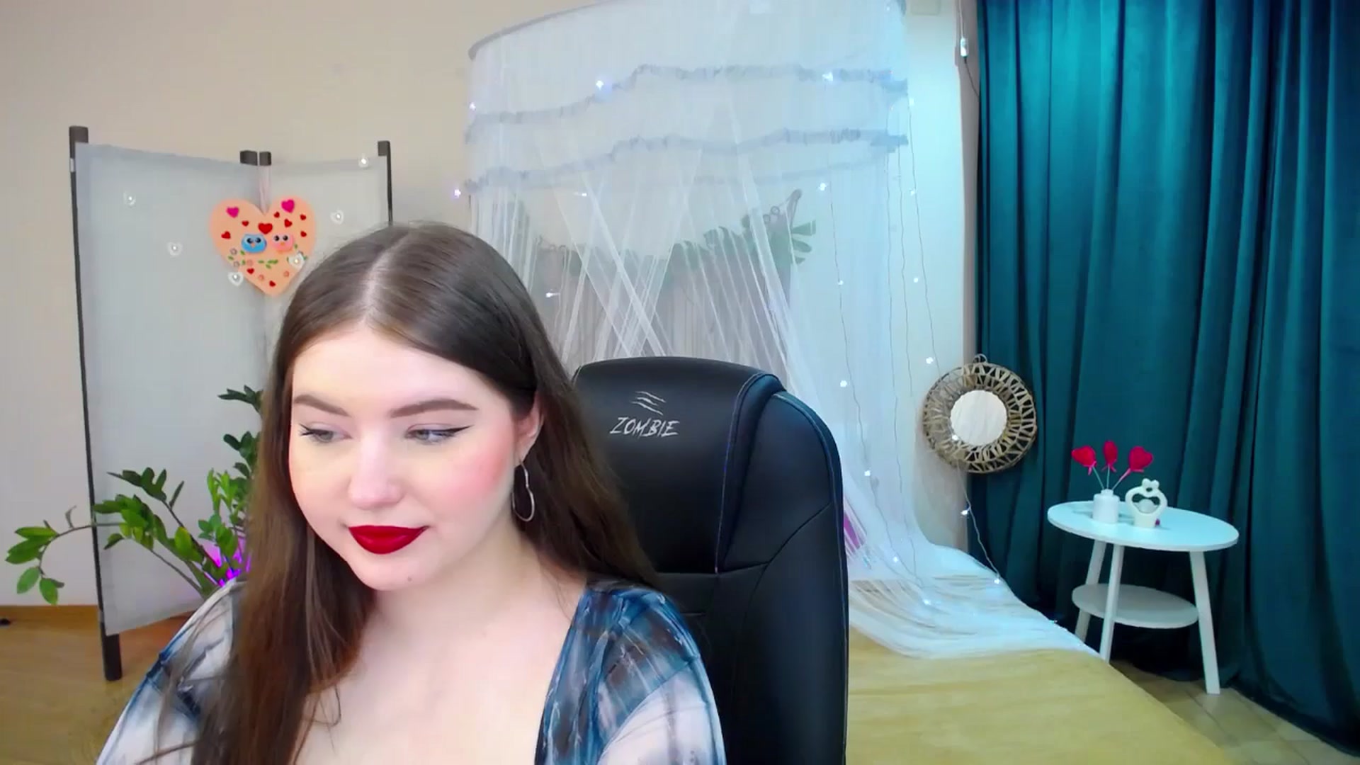 Gallery image thumbnail from AdmireMyEyes's myfreecams stream on, 02/28/2025, 19:29 image 12 of 20