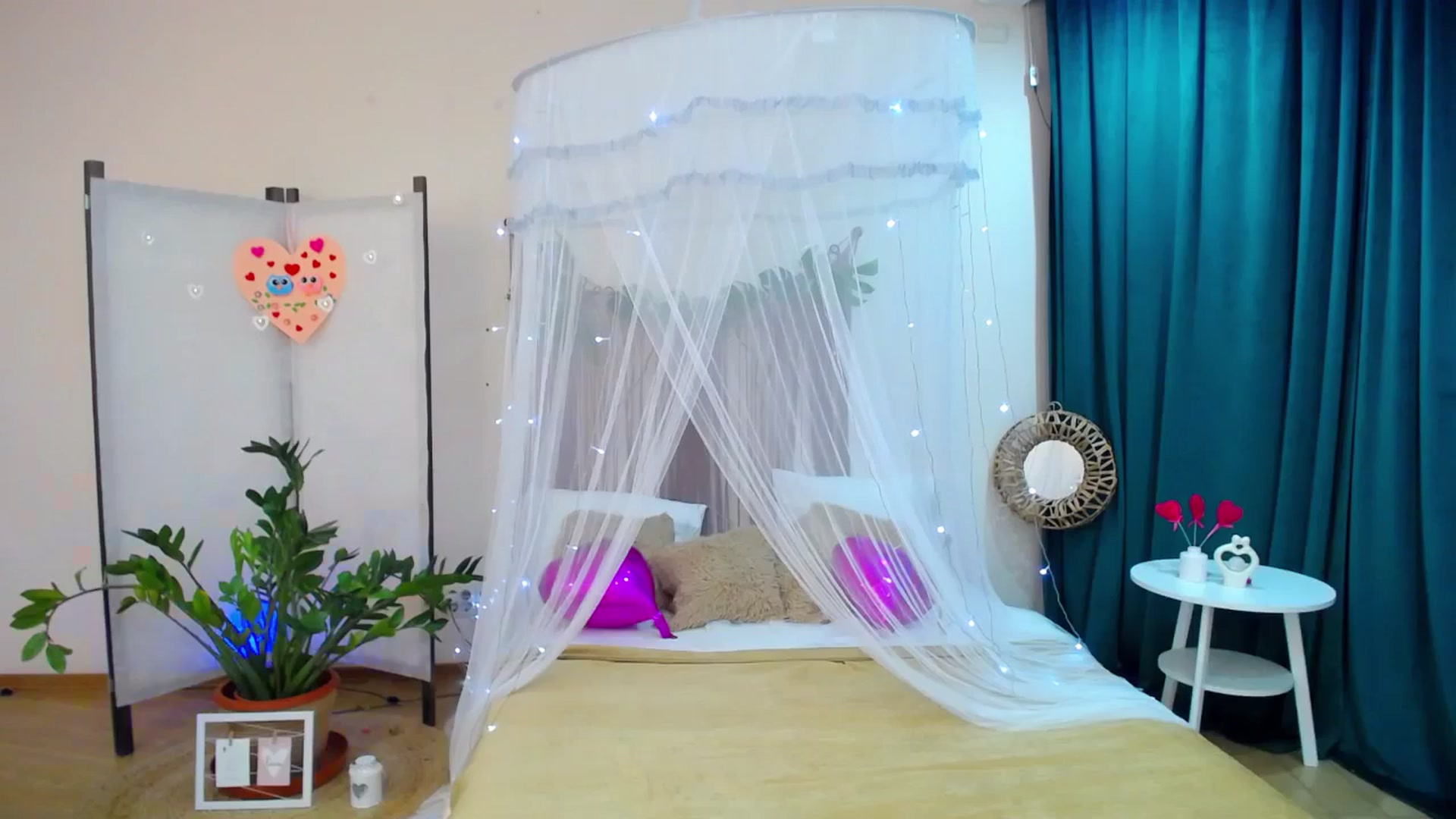 Gallery image thumbnail from AdmireMyEyes's myfreecams stream on, 02/28/2025, 19:29 image 20 of 20