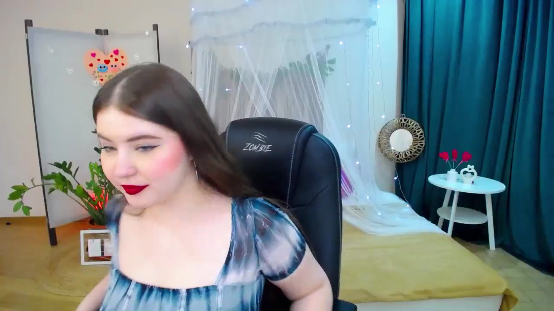 Gallery image thumbnail from AdmireMyEyes's myfreecams stream on, 02/28/2025, 19:29 image 17 of 20