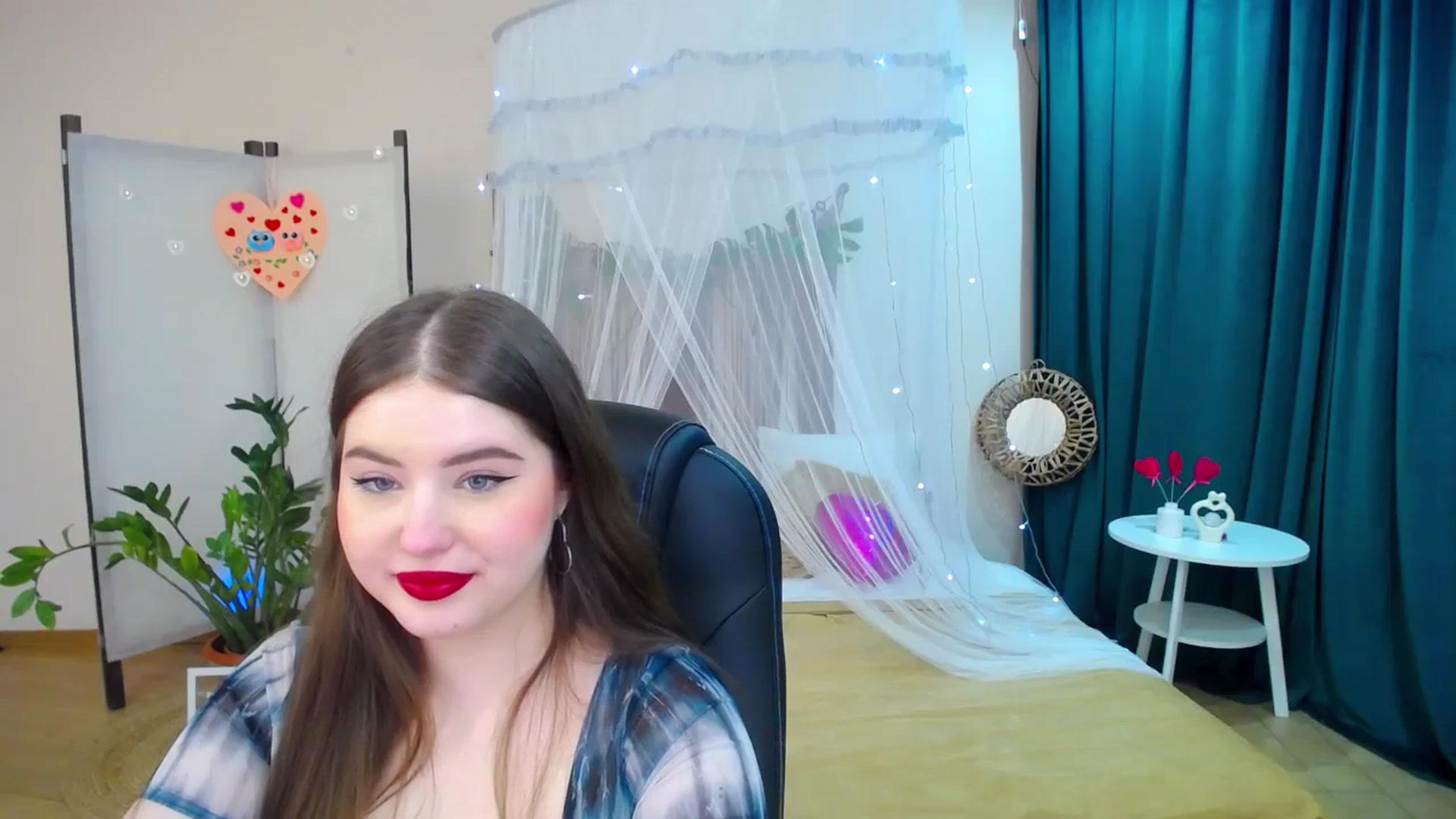 Gallery image thumbnail from AdmireMyEyes's myfreecams stream on, 02/28/2025, 21:47 image 20 of 20