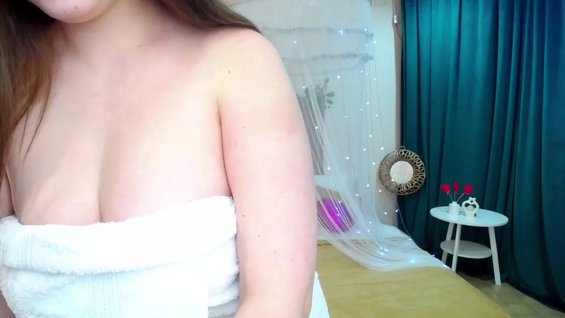 Gallery image thumbnail from AdmireMyEyes's myfreecams stream on, 02/28/2025, 22:36 image 10 of 20