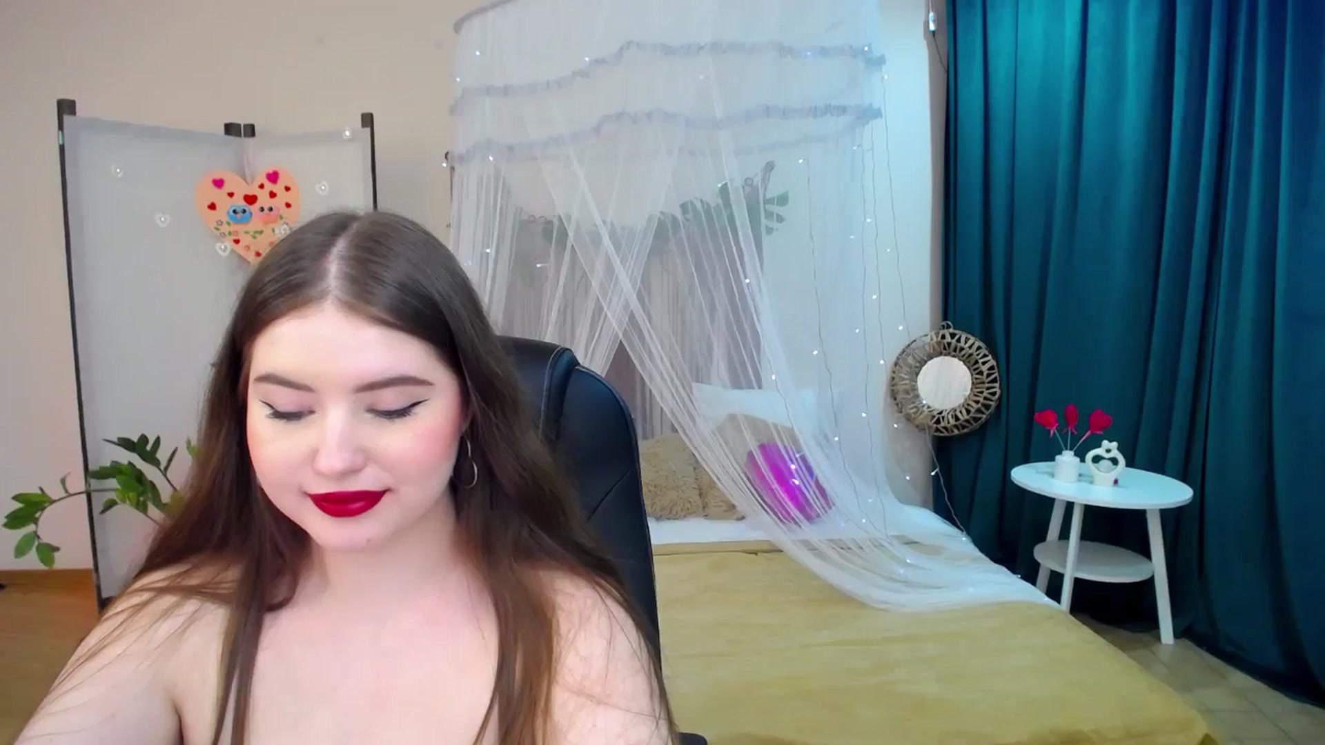 Gallery image thumbnail from AdmireMyEyes's myfreecams stream on, 03/01/2025, 24:57 image 12 of 20
