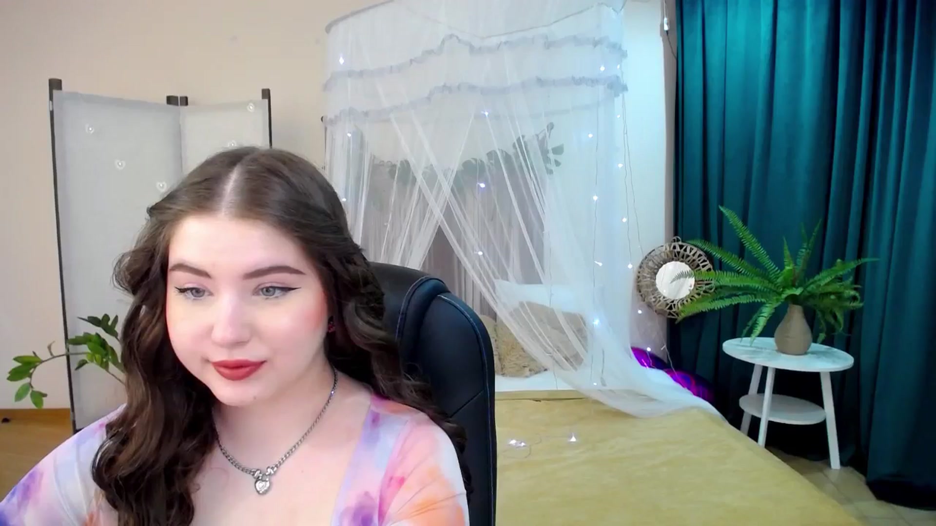 Gallery image thumbnail from AdmireMyEyes's myfreecams stream on, 03/04/2025, 04:46 image 13 of 20