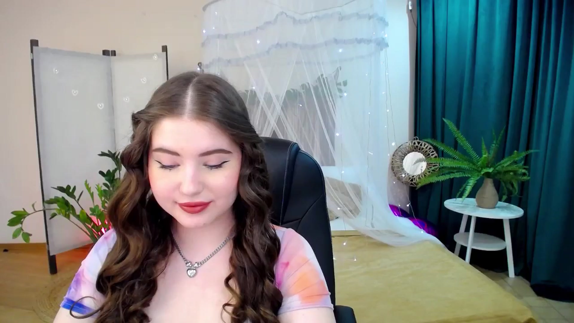 Gallery image thumbnail from AdmireMyEyes's myfreecams stream on, 03/04/2025, 05:06 image 12 of 20