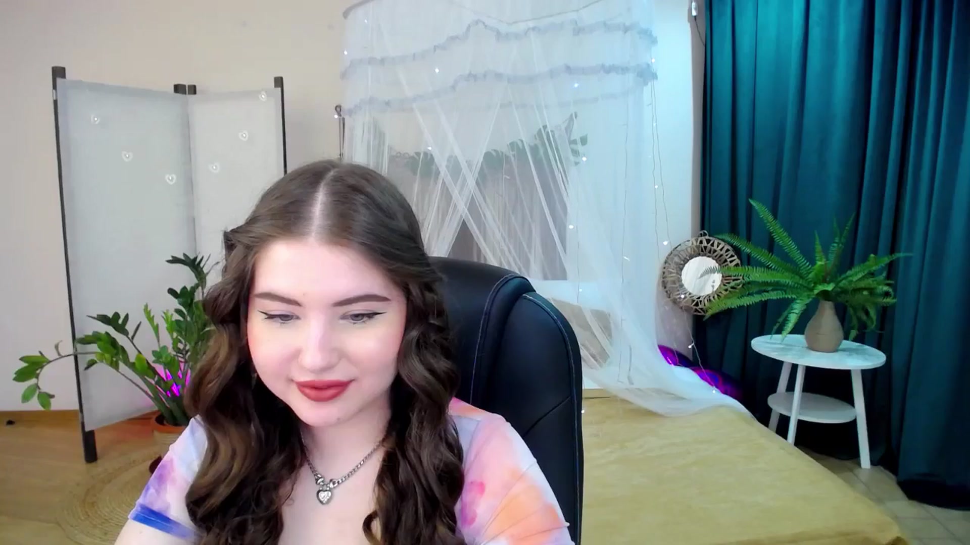 Gallery image thumbnail from AdmireMyEyes's myfreecams stream on, 03/04/2025, 05:06 image 13 of 20