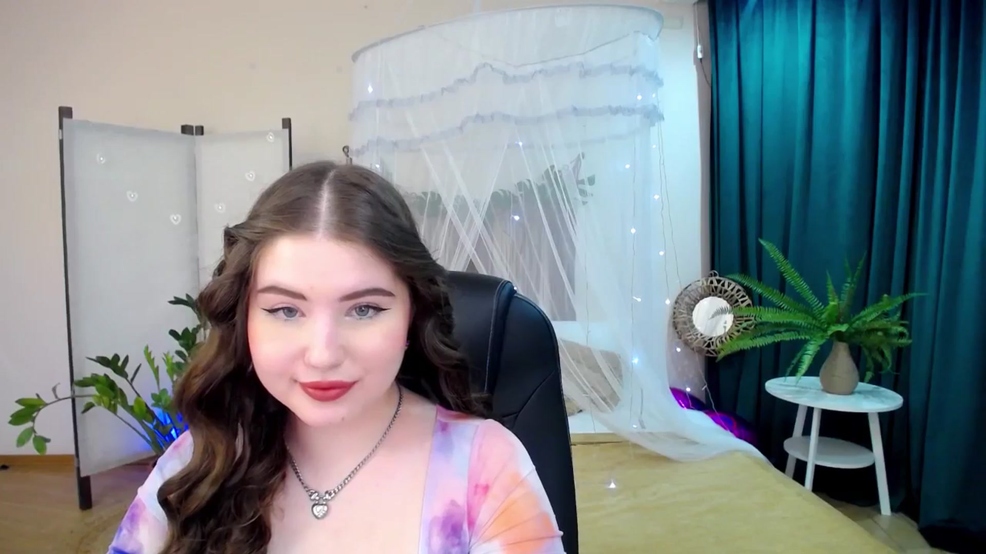 Gallery image thumbnail from AdmireMyEyes's myfreecams stream on, 03/04/2025, 05:06 image 10 of 20