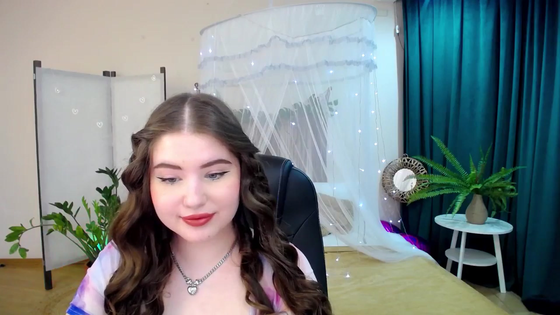Gallery image thumbnail from AdmireMyEyes's myfreecams stream on, 03/04/2025, 05:06 image 11 of 20