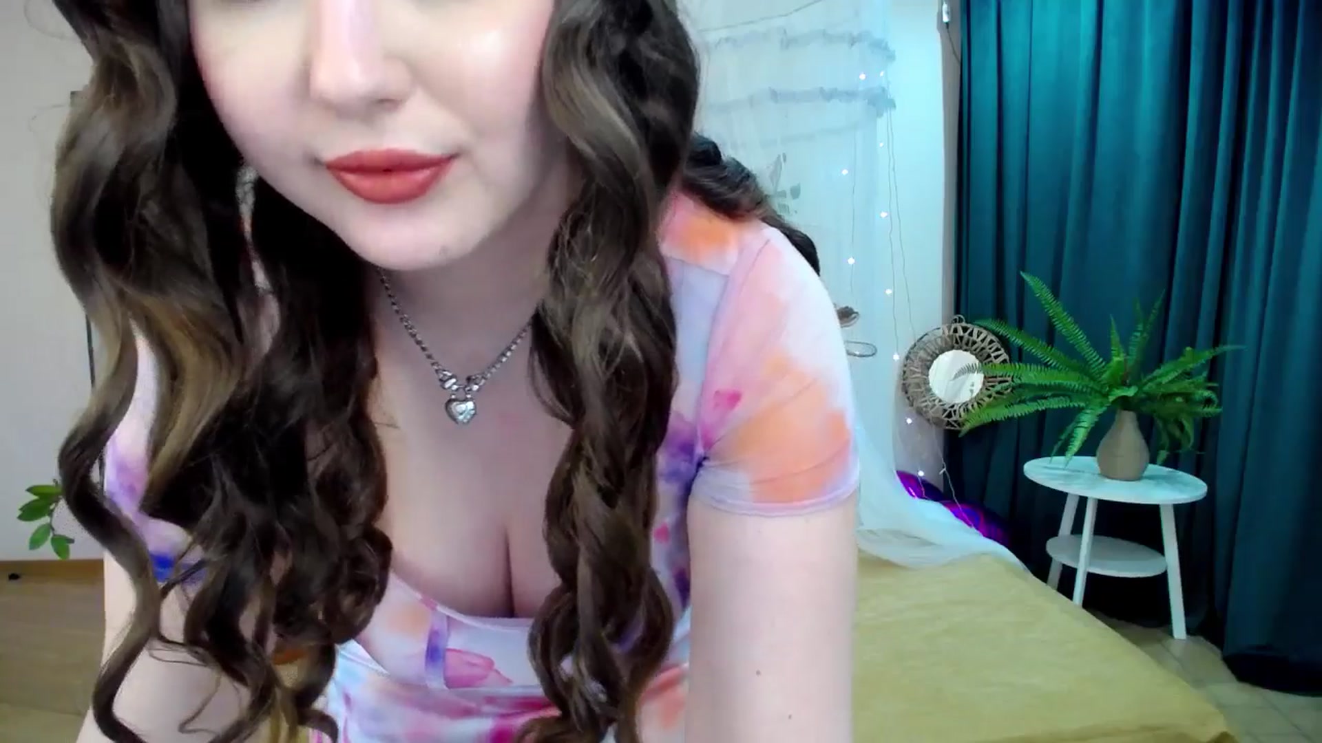 Gallery image thumbnail from AdmireMyEyes's myfreecams stream on, 03/04/2025, 05:06 image 17 of 20