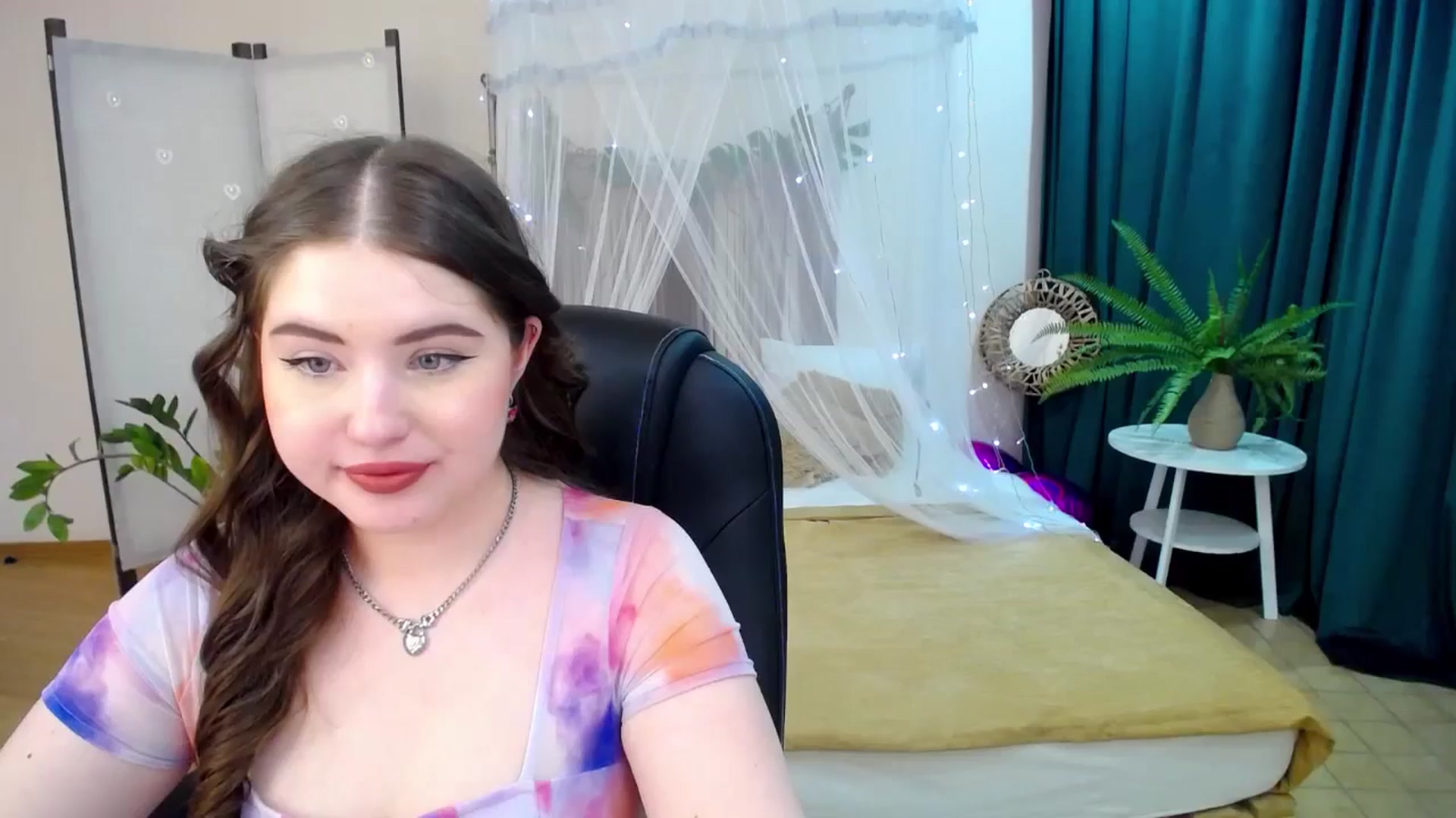 Gallery image thumbnail from AdmireMyEyes's myfreecams stream on, 03/04/2025, 09:50 image 14 of 20