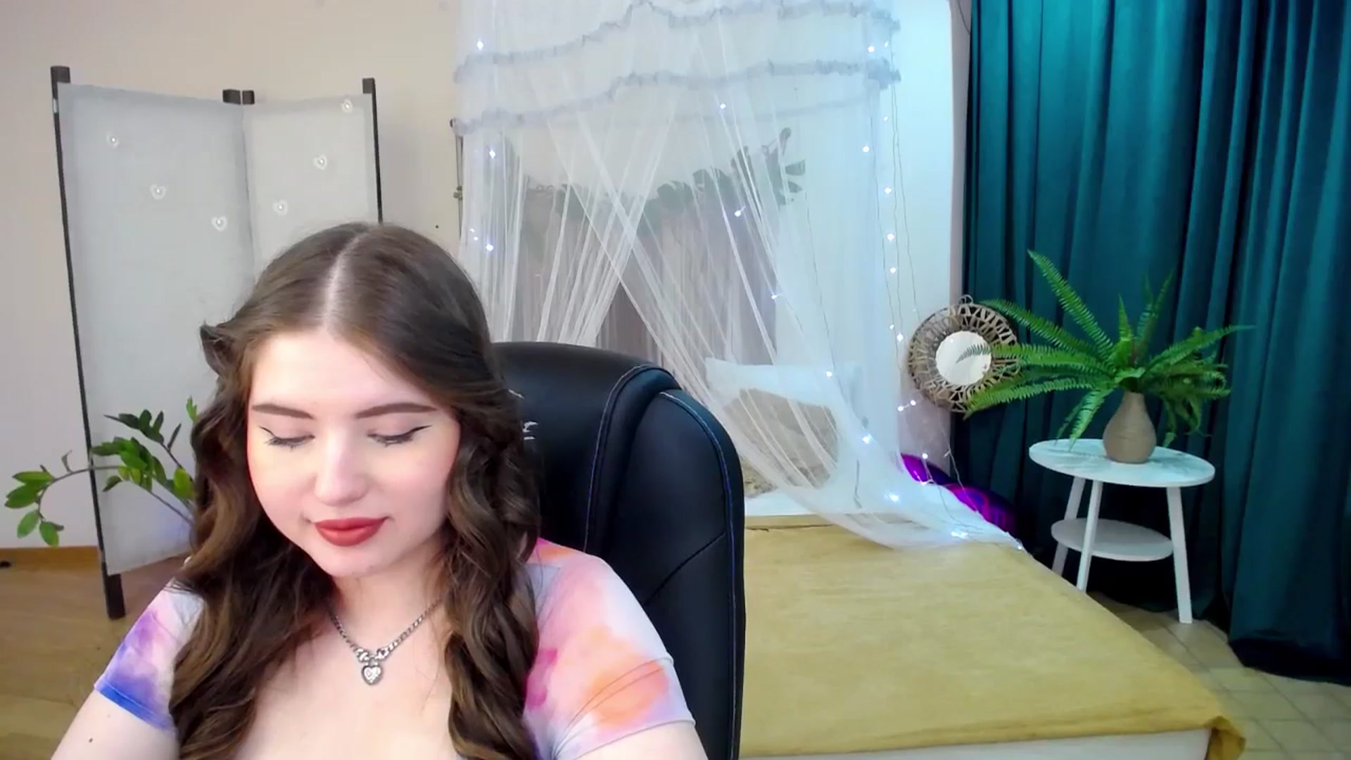 Gallery image thumbnail from AdmireMyEyes's myfreecams stream on, 03/04/2025, 09:50 image 2 of 20