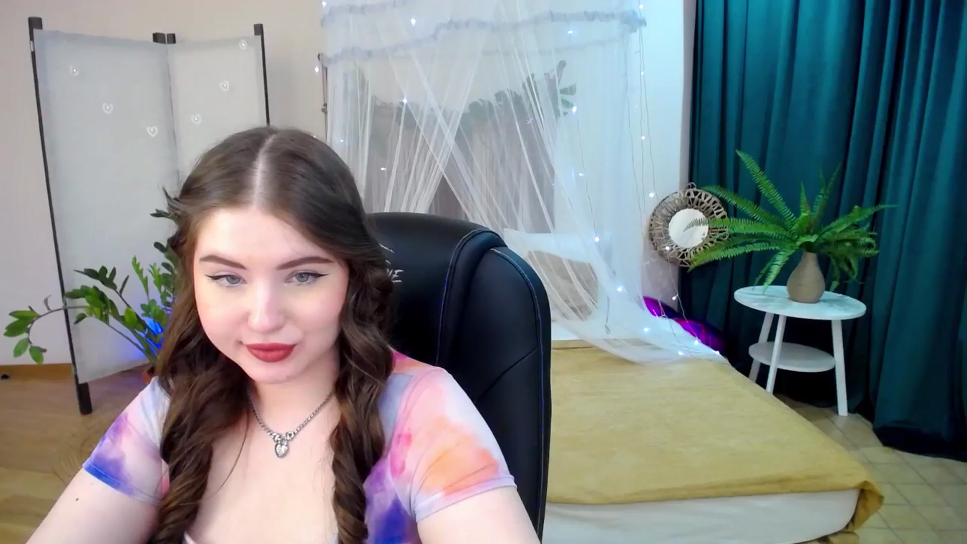 Gallery image thumbnail from AdmireMyEyes's myfreecams stream on, 03/04/2025, 09:50 image 10 of 20
