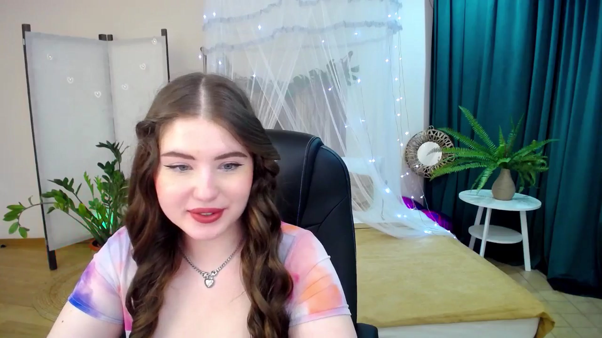 Gallery image thumbnail from AdmireMyEyes's myfreecams stream on, 03/04/2025, 09:50 image 4 of 20