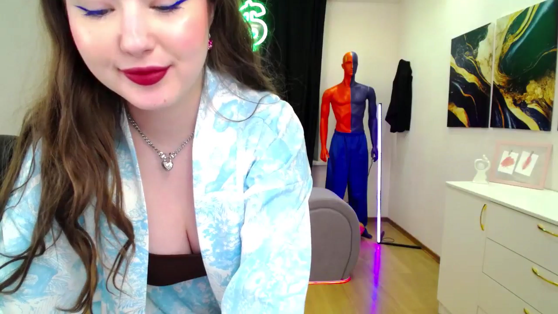 Gallery image thumbnail from AdmireMyEyes's myfreecams stream on, 03/05/2025, 06:25 image 14 of 20