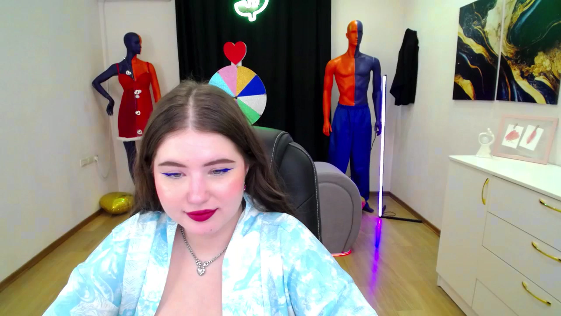 Gallery image thumbnail from AdmireMyEyes's myfreecams stream on, 03/05/2025, 08:33 image 1 of 20