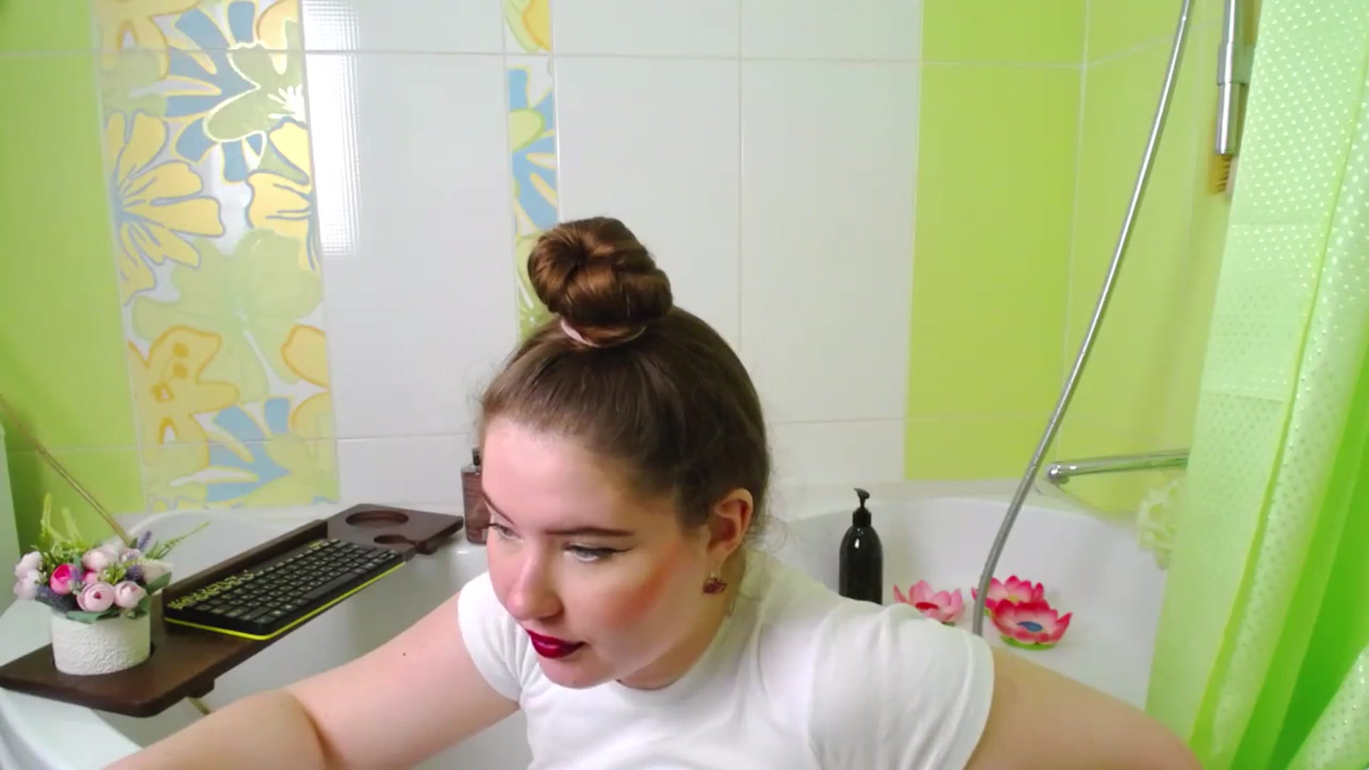 Gallery image thumbnail from AdmireMyEyes's myfreecams stream on, 03/06/2025, 07:48 image 17 of 20