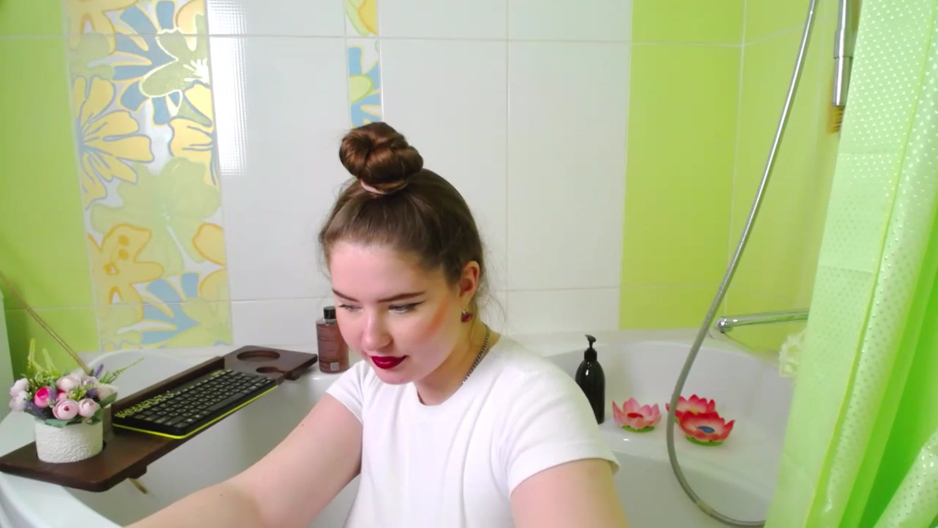 Gallery image thumbnail from AdmireMyEyes's myfreecams stream on, 03/06/2025, 07:48 image 20 of 20