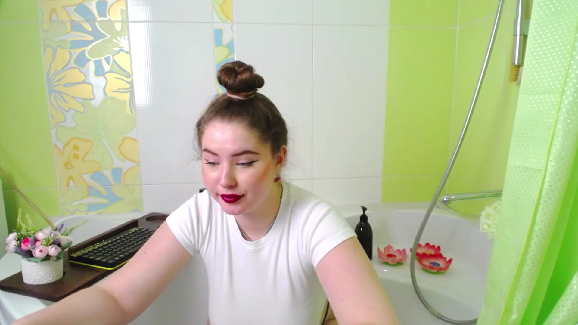 Gallery image thumbnail from AdmireMyEyes's myfreecams stream on, 03/06/2025, 07:48 image 8 of 20