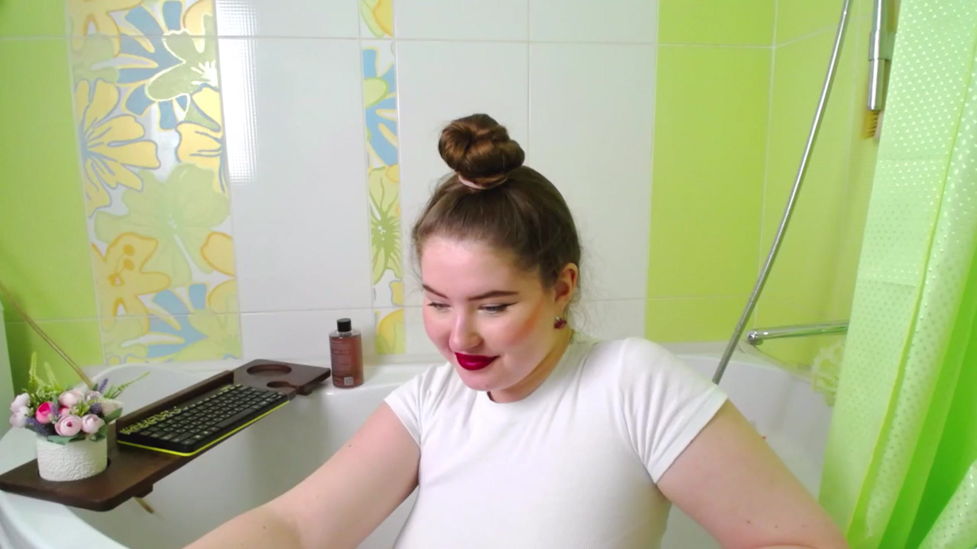 Gallery image thumbnail from AdmireMyEyes's myfreecams stream on, 03/06/2025, 07:48 image 16 of 20