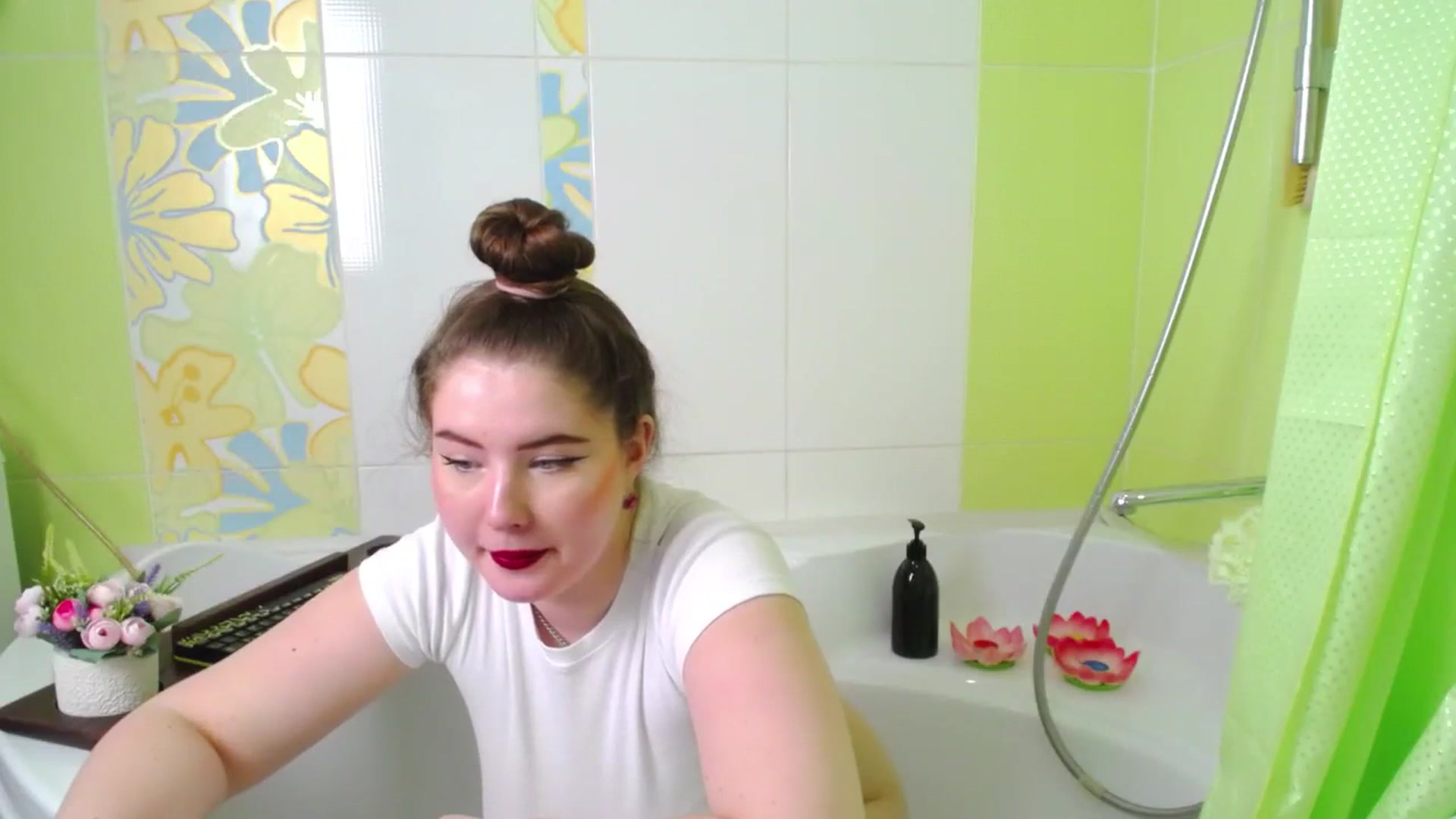 Gallery image thumbnail from AdmireMyEyes's myfreecams stream on, 03/06/2025, 07:48 image 5 of 20