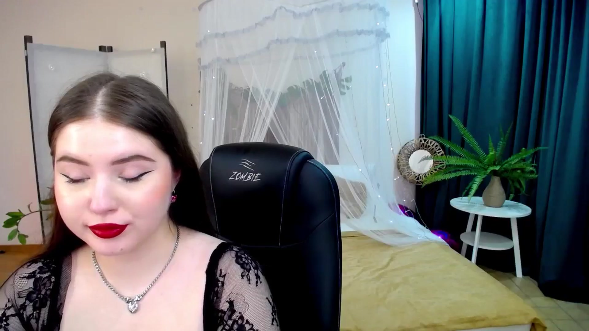 Gallery image thumbnail from AdmireMyEyes's myfreecams stream on, 03/06/2025, 09:48 image 12 of 20