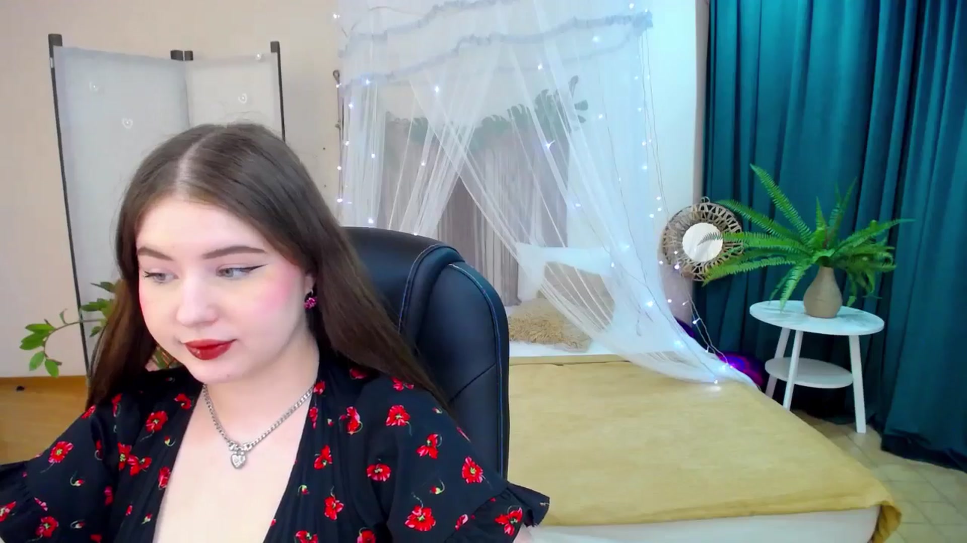 Gallery image thumbnail from AdmireMyEyes's myfreecams stream on, 03/08/2025, 20:47 image 3 of 20